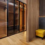 Pure Living Apartment W. Private Parking